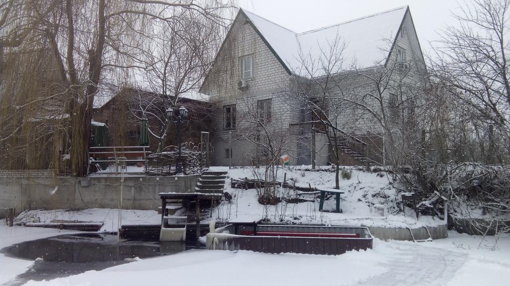 Guest House Dacha Киев Экстерьер фото
