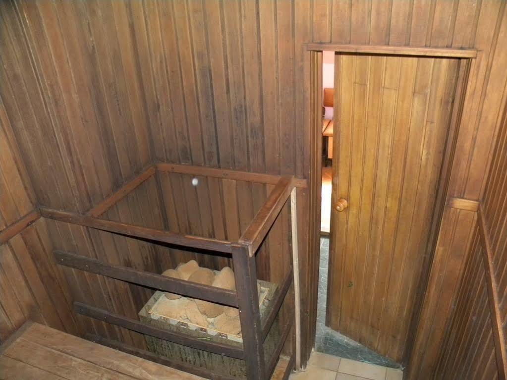 Guest House Dacha Киев Экстерьер фото